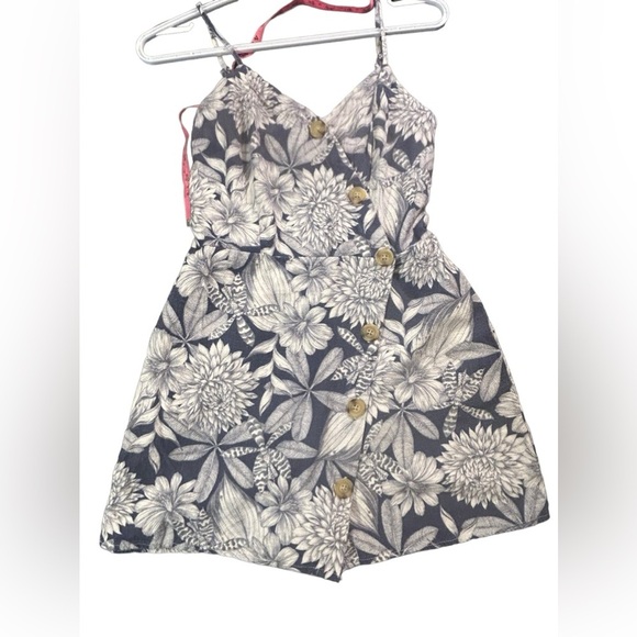 5 Aeropostale Juniors Floral Spaghetti Strap Faux Wrap Button Romper Small - Picture 2 of 16